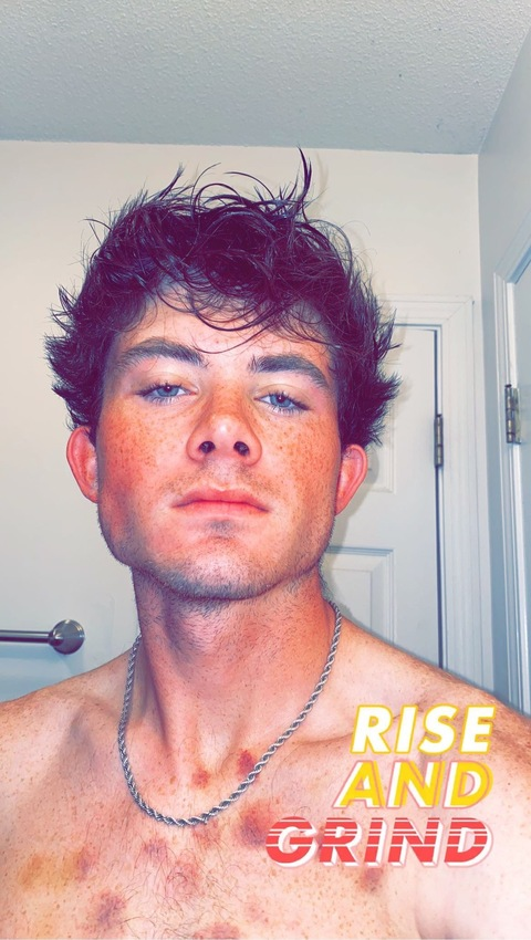 Onlyfans free content damonschewe16 

 picture 2