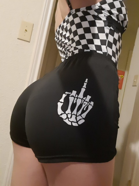 Onlyfans leaked dancer.mila 

 picture 2