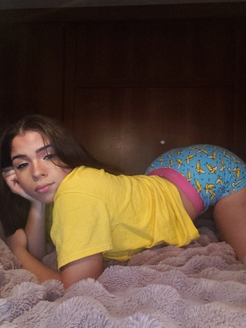 View danielleleanne OnlyFans content for free 

 picture 2