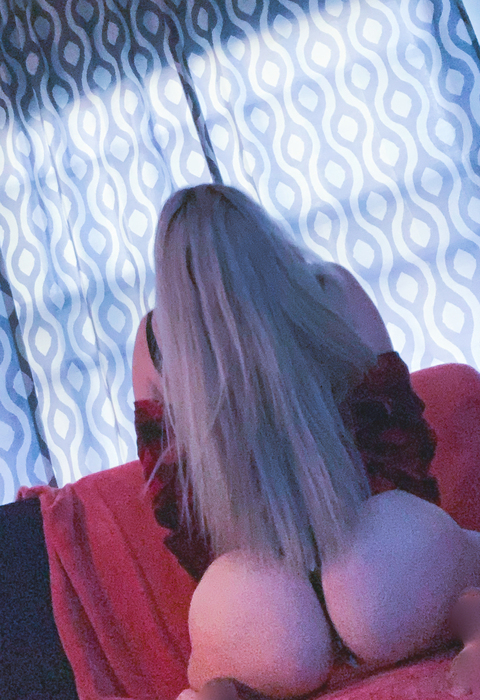 View Danica Rose (danirose962) OnlyFans 18 Photos and 0 Videos leaks 

 picture 2