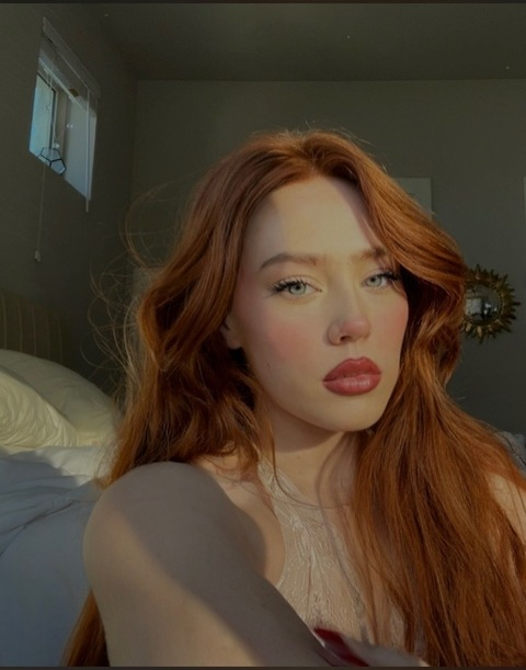 Onlyfans leak daphniexdaniels 

 picture 2