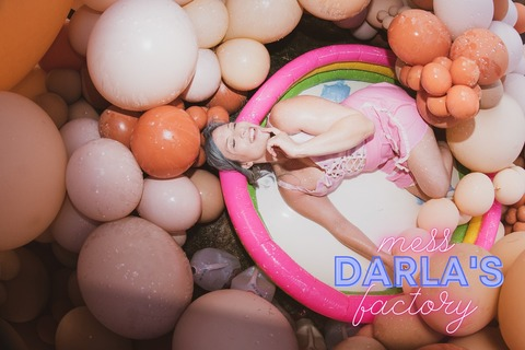 View Darla DeVour (darladevoursyou) OnlyFans 1539 Photos and 442 Videos for free 

 picture 2