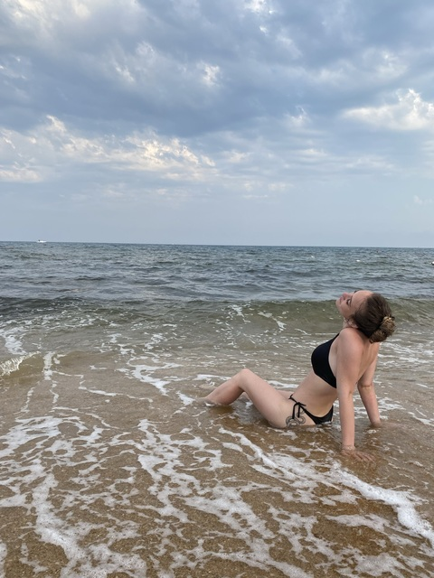 View darya_d OnlyFans videos and photos for free 

 picture 2
