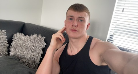 Onlyfans leaks davieravie 

 picture 2