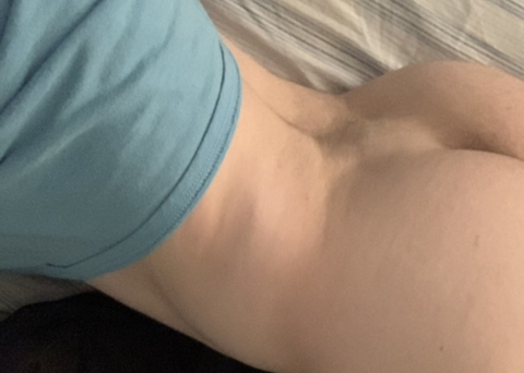 daviidhart (David 💛) free OnlyFans content 

 picture 2