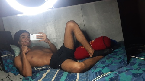 View Daviid Vergara (daviidvergar4) OnlyFans 8 Photos and 3 Videos gallery 

 picture 2