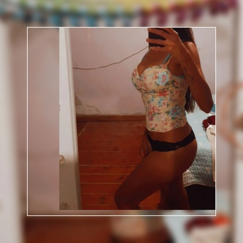 debbie72 (Debbie) OnlyFans Leaked Content 

 picture 2