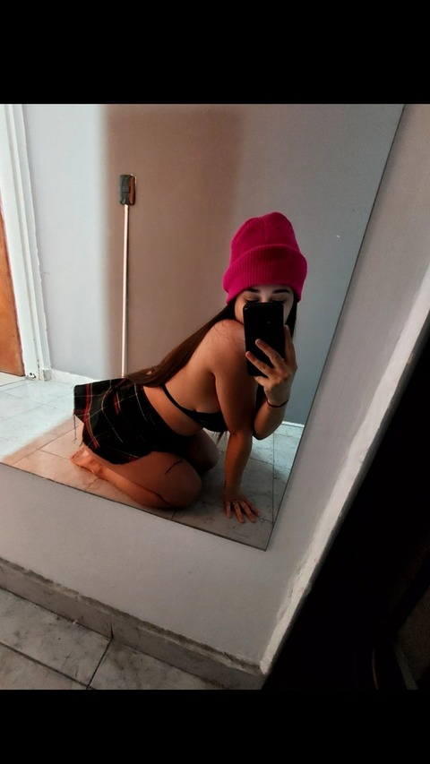 View delfi0 OnlyFans content for free 

 picture 2