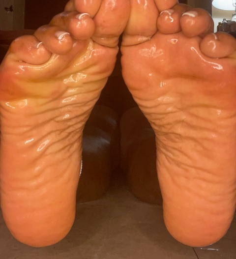 Download delightfulsoles OnlyFans content for free 

 picture 2