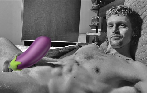 demicious OnlyFans Leaks (14 Photos and 7 Videos) 

 picture 2