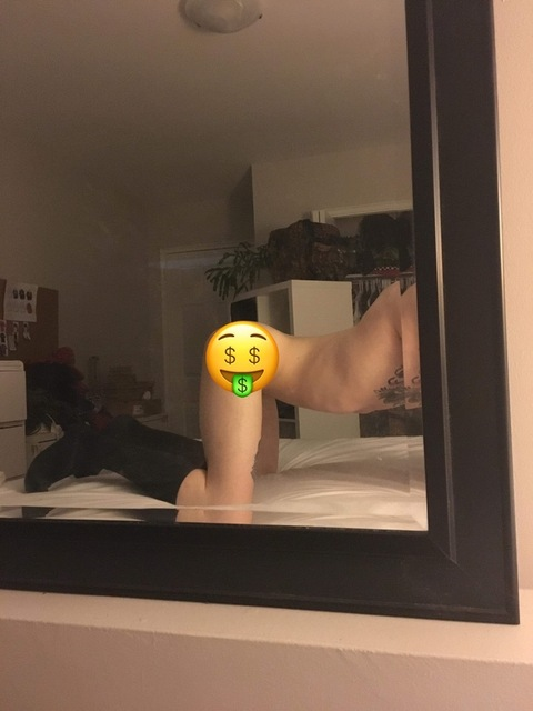 Onlyfans leaks derekbanks 

 picture 2