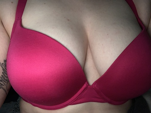 View desdes88 (Des) OnlyFans 1 Photos and 1 Videos leaked 

 picture 2