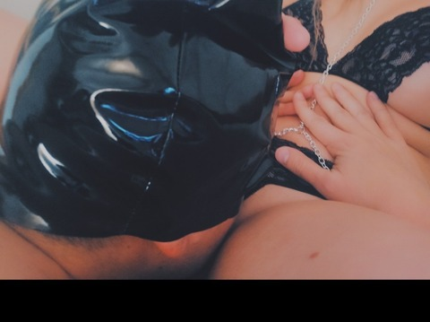 deseos_oscuros (🔞 Deseos Oscuros 🔞) OnlyFans content 

 picture 2