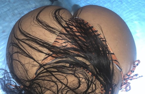 Onlyfans leak destittyyyy 

 picture 2