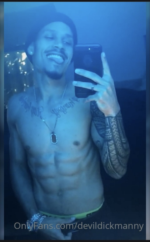 View devildickmanny (Call me Daddy if you’d like 😎) OnlyFans 7 Photos and 10 Videos leaks 

 picture 2