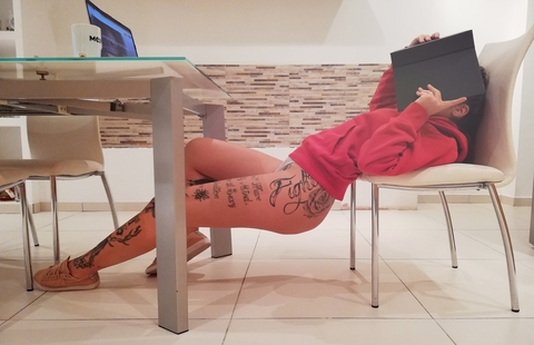 Download devilmama24 OnlyFans content free 

 picture 2
