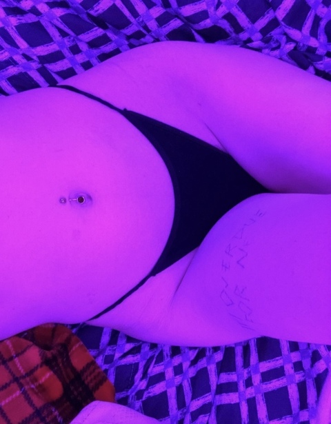 dezireerobitaille OnlyFans Leaked (42 Photos and 3 Videos) 

 picture 2