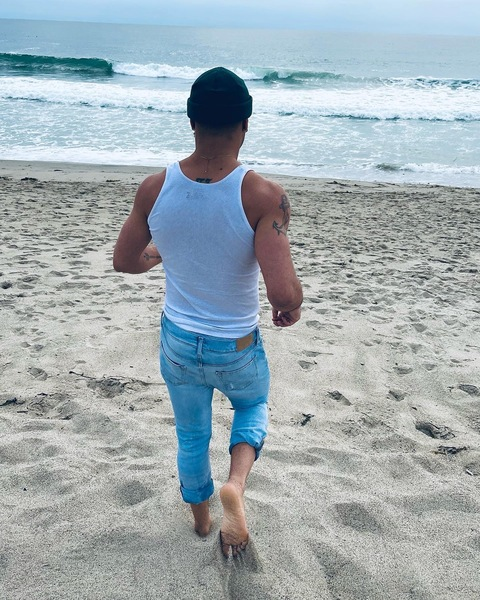 dgabriel OnlyFans Leaked (10 Photos and 46 Videos) 

 picture 2