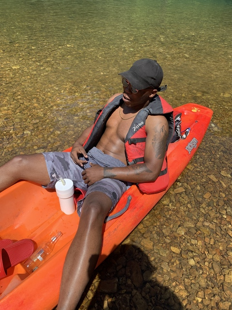 dgoodtimes OnlyFans Leaked (0 Photos and 1 Videos) 

 picture 2