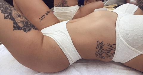 Onlyfans leak diggdiggeremia 

 picture 2