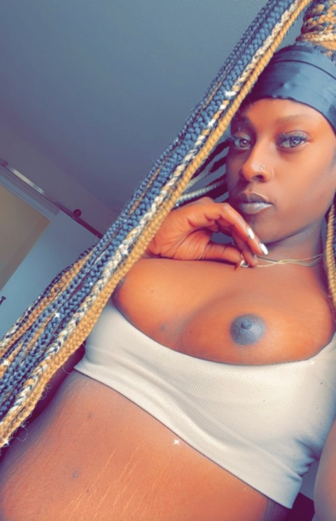 View 😒MeanAss💋 (dimemeanass) OnlyFans 12 Photos and 10 Videos gallery 

 picture 2