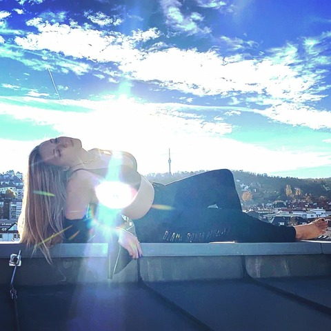 Onlyfans leak dinademonafree 

 picture 2