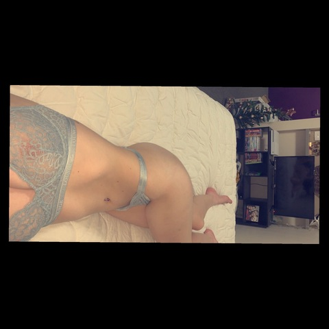 dinkk OnlyFans Leaked (11 Photos and 1 Videos) 

 picture 2