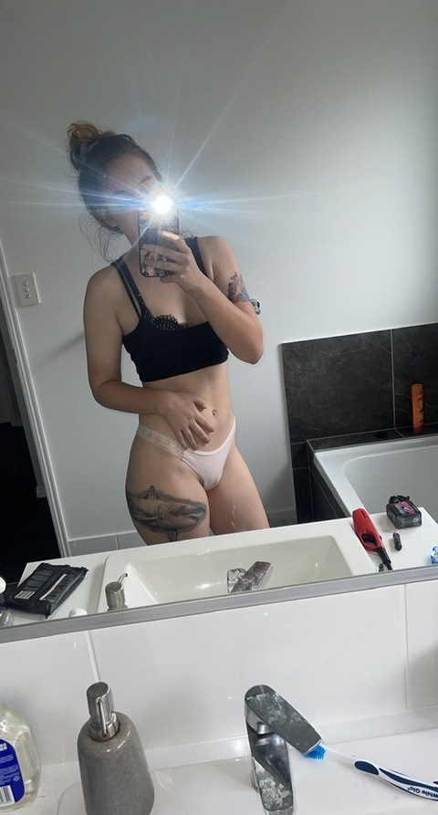 View dirty-mechanic (😏) OnlyFans 20 Photos and 8 Videos leaks 

 picture 2