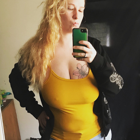 dirtypagirl00 (Crissie) OnlyFans Leaked Pictures and Videos 

 picture 2