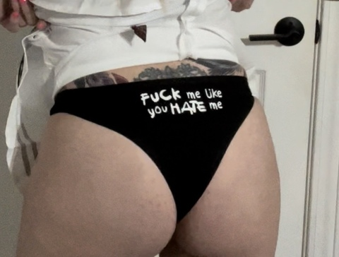 dirtywh0re4u (Dirty W H O R E  …. HOT   M I L F) free OnlyFans Leaked Content 

 picture 2