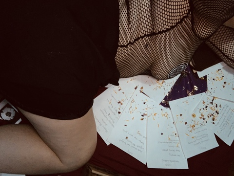 divinexghoul (Julia (Ghoul) Graves) free OnlyFans Leaked Pictures and Videos 

 picture 2