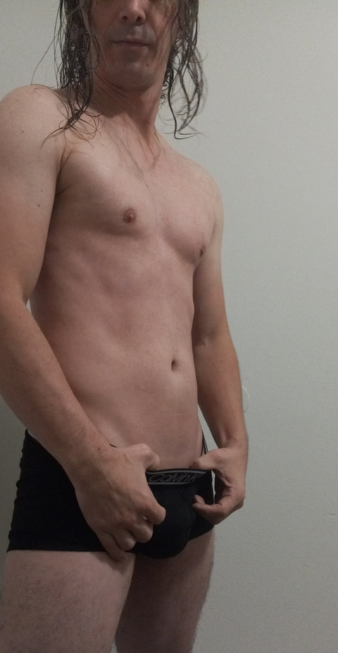 Download djnadermix OnlyFans content for free 

 picture 2