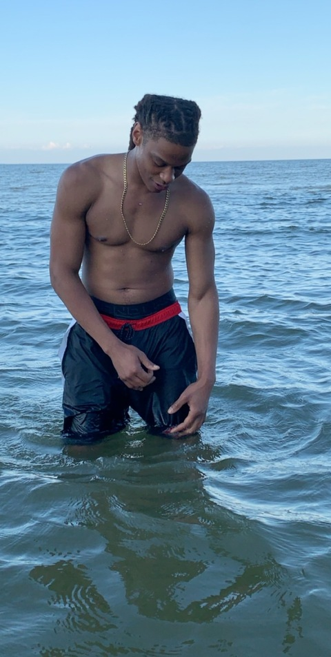 dmvmeatslinger OnlyFans Leaked 

 picture 2