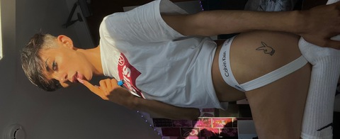 View Dillon 🦋💦 (dolladills) OnlyFans 414 Photos and 68 Videos for free 

 picture 2