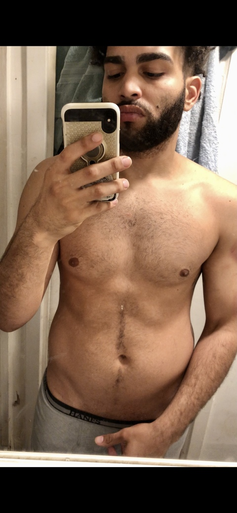 dondiggitiy OnlyFans Leaked (12 Photos and 12 Videos) 

 picture 2
