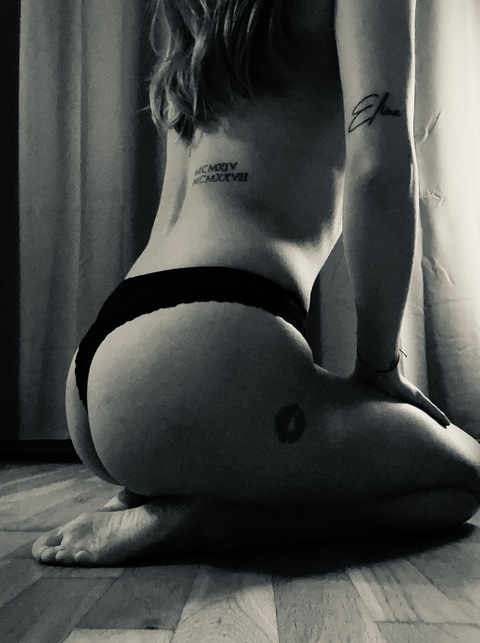 dorismommylife OnlyFans Leak (6 Photos and 0 Videos) 

 picture 2