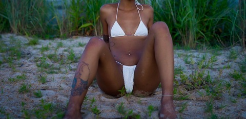 View doseofme12 OnlyFans videos and photos for free 

 picture 2