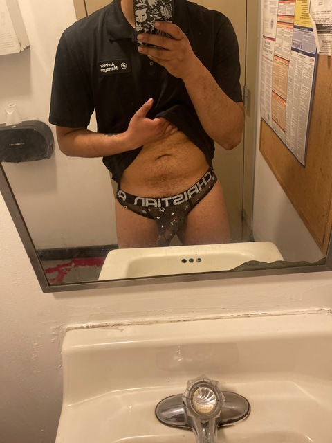Download drew_sully17 OnlyFans content for free 

 picture 2