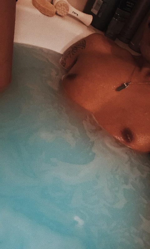 View drew aiko (drewaiko) OnlyFans 0 Photos and 21 Videos leaks 

 picture 2