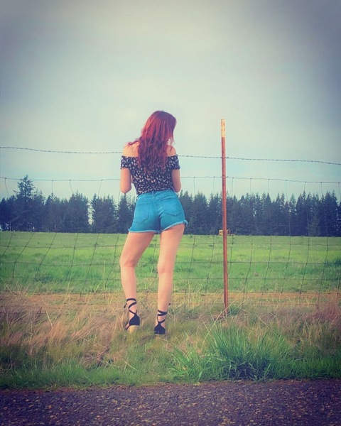 drippybrittany (Brittany) free OnlyFans Leaked Pictures and Videos 

 picture 2