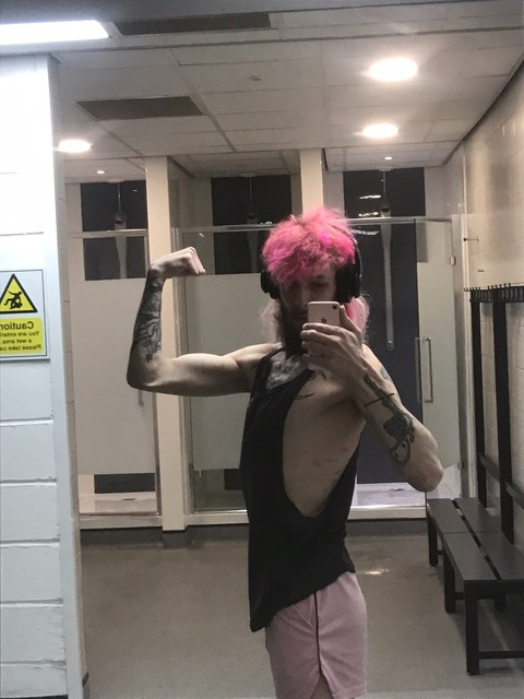 View dukecrocker94 OnlyFans content for free 

 picture 2