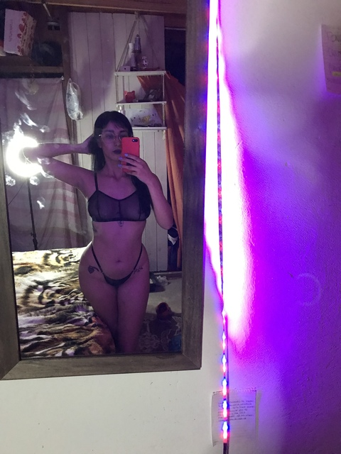 Onlyfans leaks dulcemelonn 

 picture 2