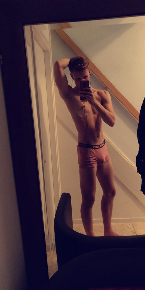 View NorthernBoy (dutchtwunk) OnlyFans 66 Photos and 22 Videos gallery 

 picture 2