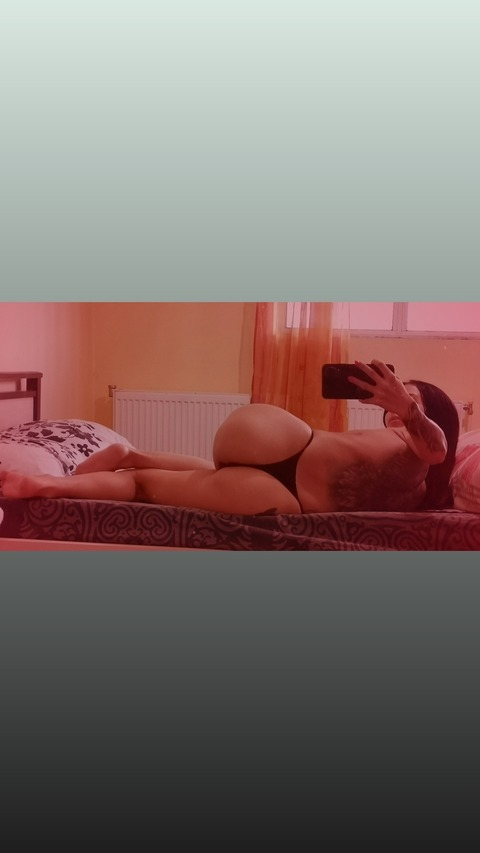 Download dyannas3live OnlyFans content free 

 picture 2