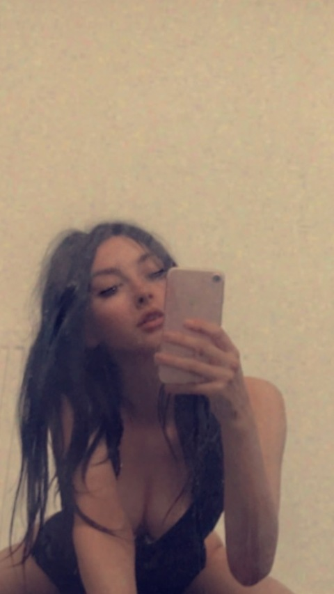 View e_wintersxo OnlyFans content for free 

 picture 2