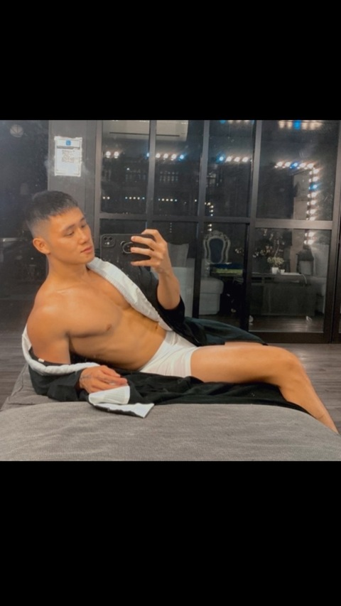 Onlyfans free content ed_max 

 picture 2