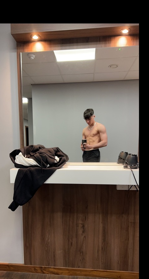 edbeaufoyof OnlyFans Leaked Photos and Videos 

 picture 2