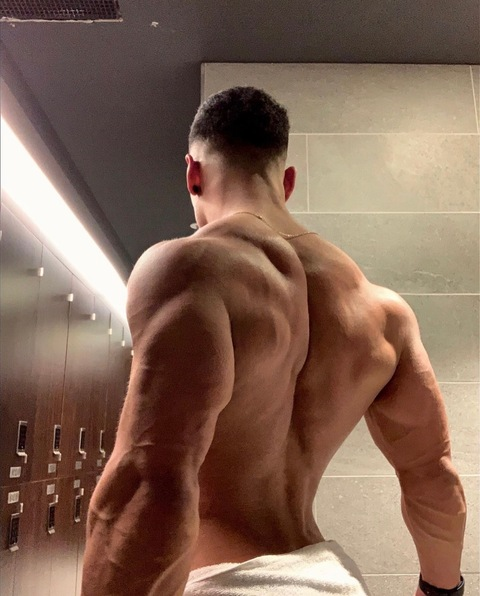View eddiedelreal (eddie del real) OnlyFans 11 Photos and 5 Videos gallery 

 picture 2
