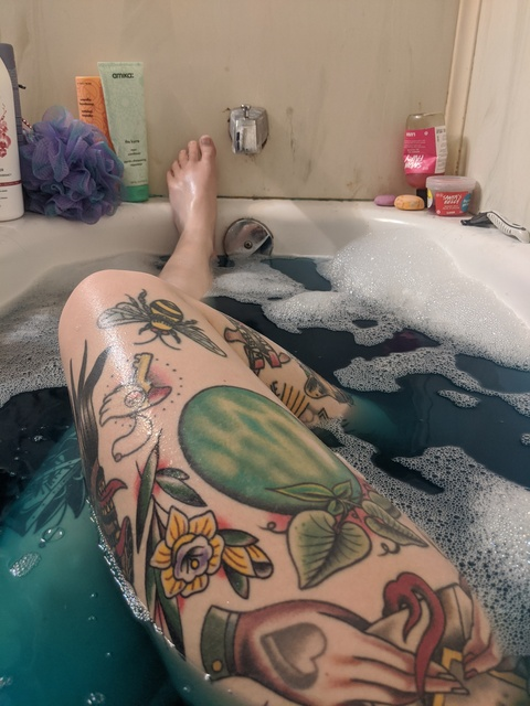 Free access to @edgar_allen_hoe (Angie) Leaked OnlyFans 

 picture 2