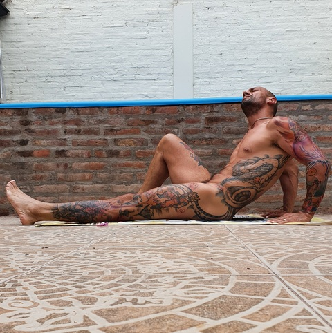 View eduardotano17 (Eduardo Tano 17) OnlyFans 104 Photos and 28 Videos gallery 

 picture 2
